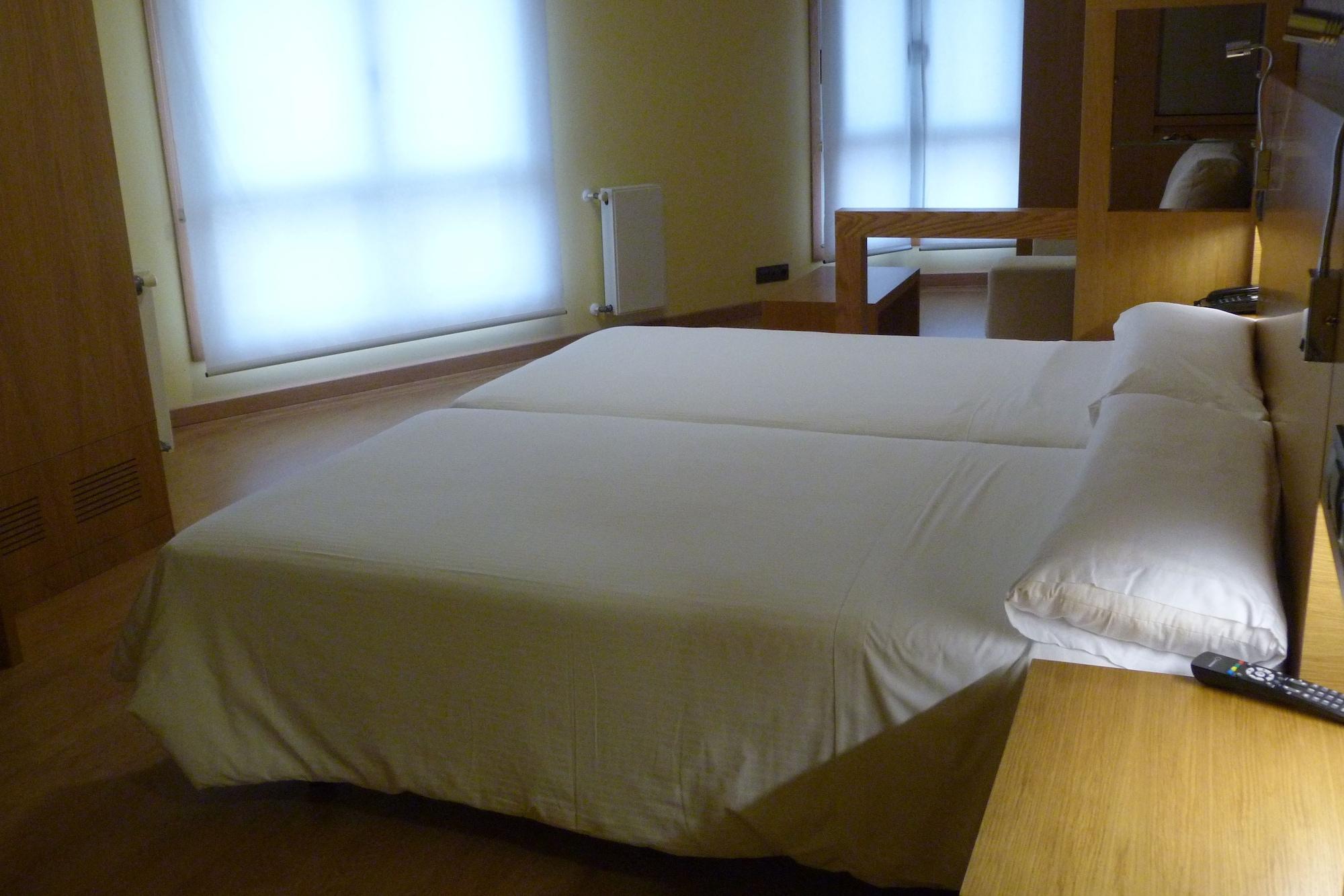 Hotel Nordes Burela Экстерьер фото